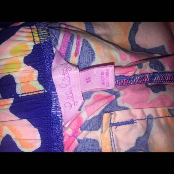 Lilly Pulitzer shorts - Picture 2 of 3